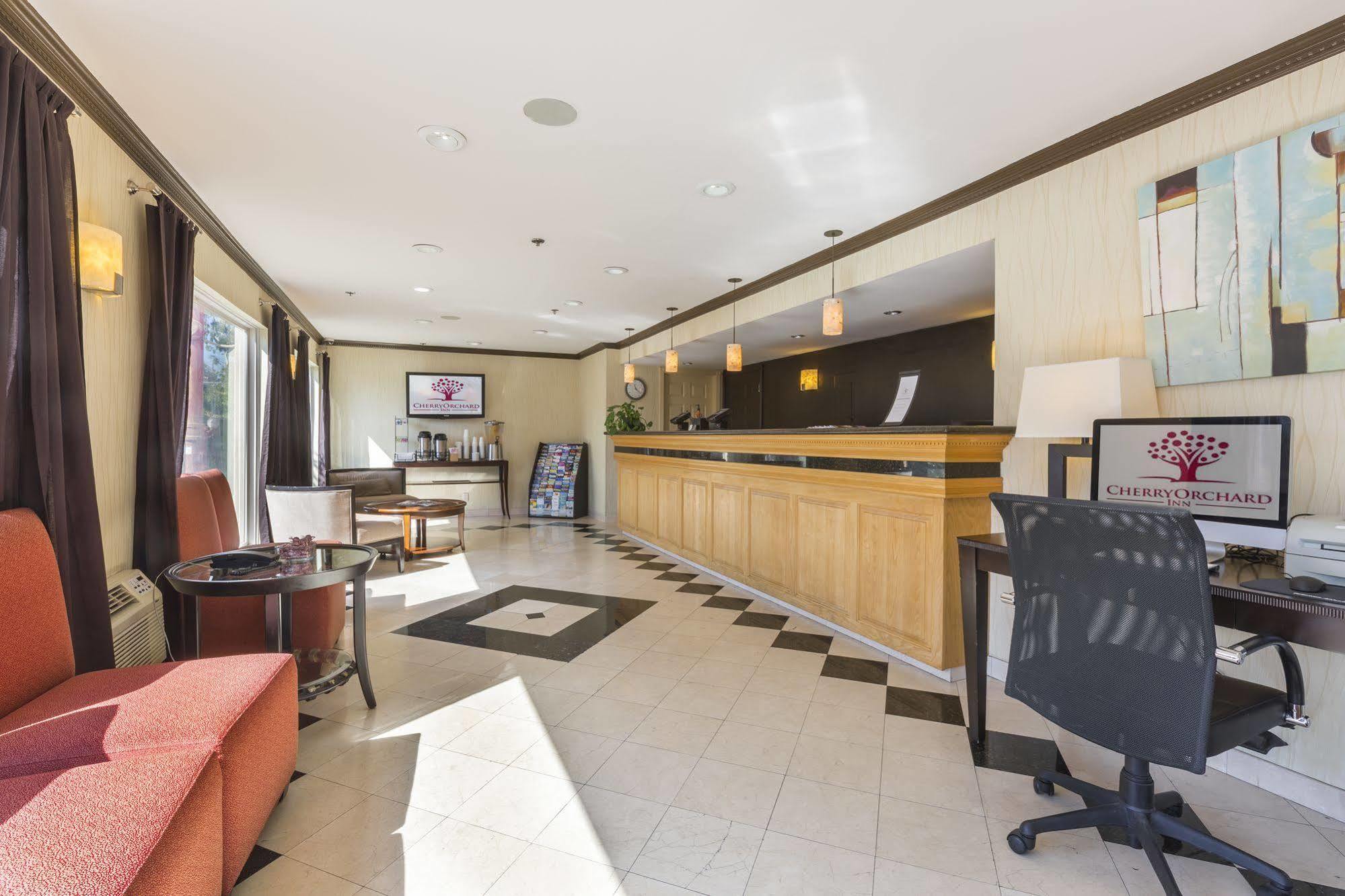 Cherry Orchard Inn Сънивейл Екстериор снимка